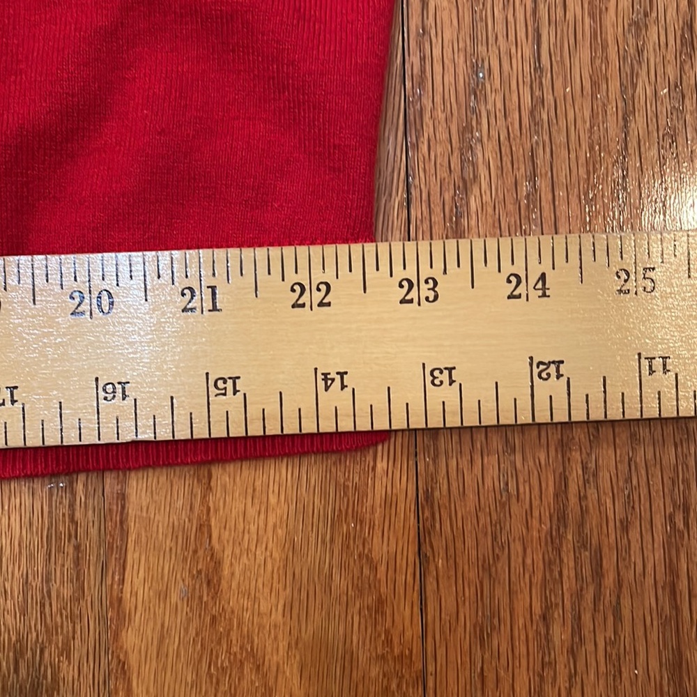 Chico’s Red Lightweight Sweater Woman’sSize Chico’s Size 2 Is a Large or size 12 - Picture 12 of 13